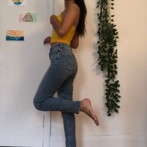 American Eagle Outfitters Mom Jeans